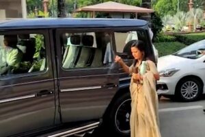 mahua-moitra-mercedes-g-wagon-2-crores